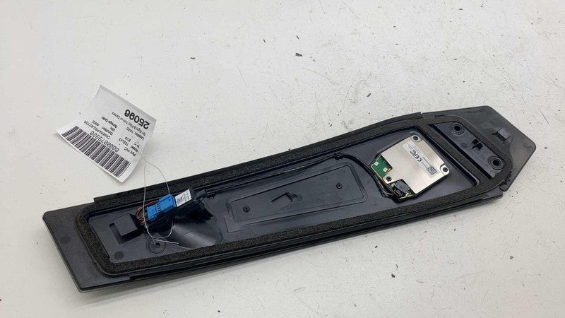 110044100D ⭕17-23 Model 3 Right B-Pillar Applique Glass Trim Molding w/ Camera 1100441-00-D