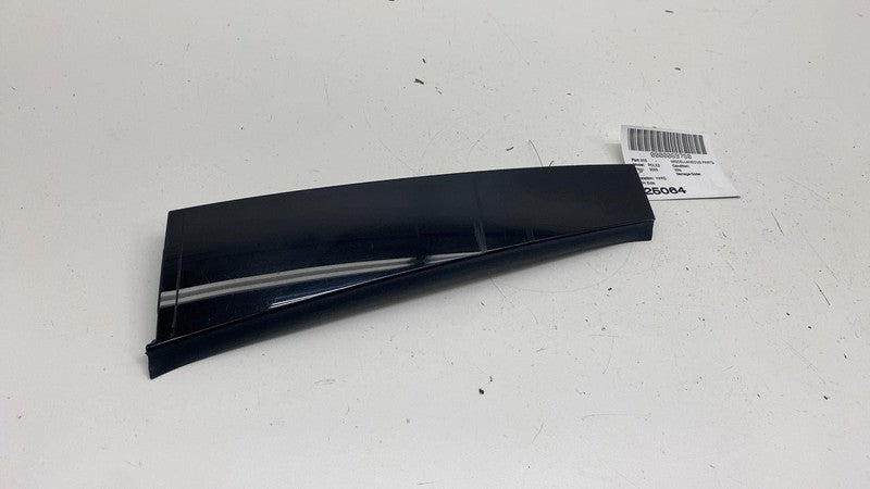 31672583 ⭕ 21-23 Polestar 2 Rear Right Exterior B-Pillar Applique Trim Molding 31672583