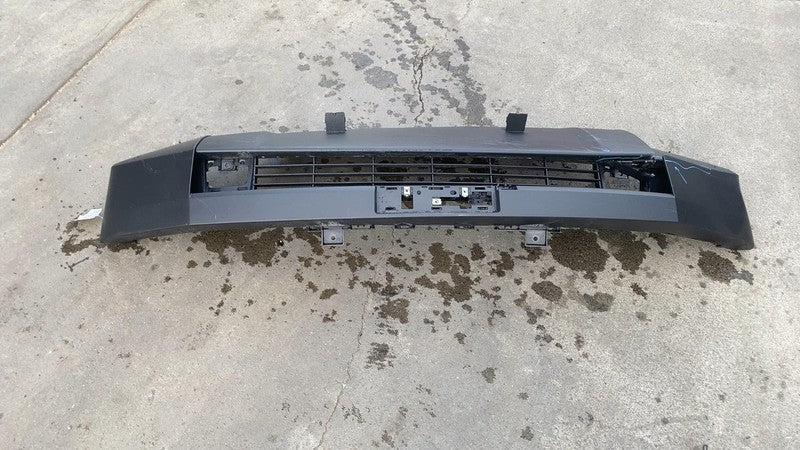 189636099D 2024 2025 Tesla Cybertruck Front Bumper Cover w/ Grille & Lower Shield Assembly
