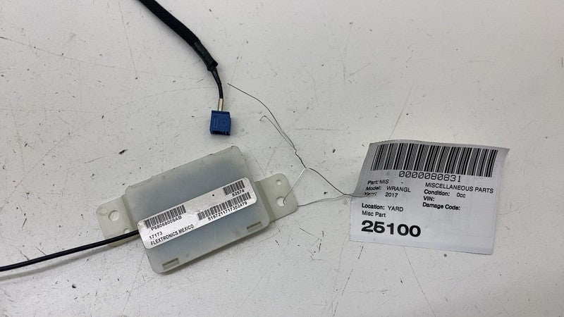 ⭕ 11-17 Jeep Wrangler Remote & Radio Keyless Entry Antenna Amplifier 6