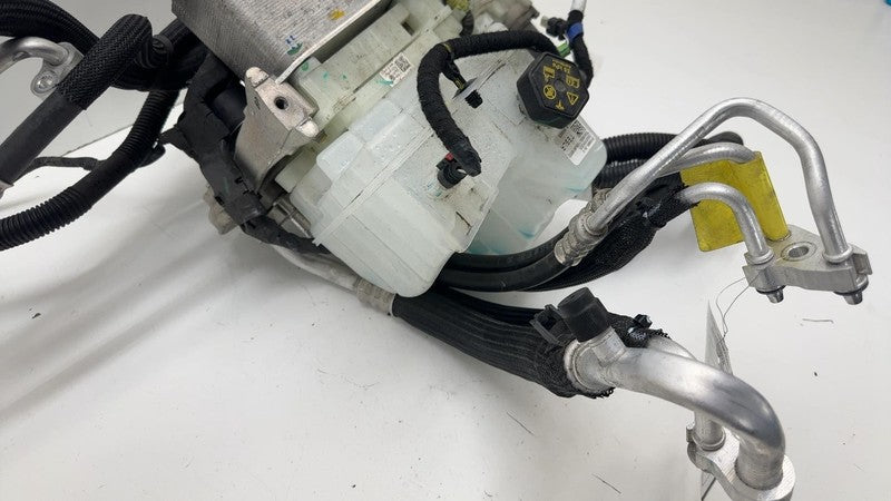 1549902-00-C 20-23 Model Y Supermanifold Refrigerant Chiller + Coolant Reservoir 1549902-00-C