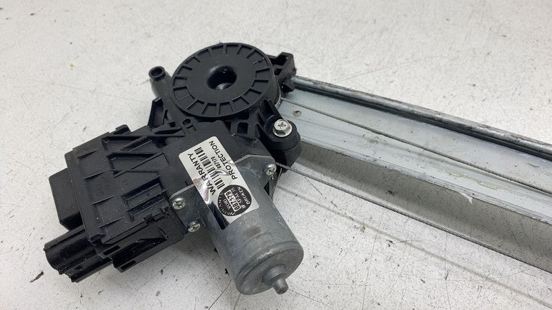 2019-2024 Subaru Forester Front Driver Side Door Window Regulator w/ Motor Left
