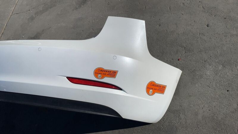 Rear Bumper Assembly TESLA MODEL 3 20