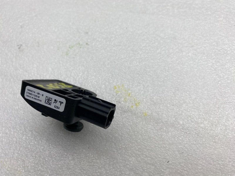 100527400B ⭕12-20 Model S Front Left or Right Acceleration Crash Impact Sensor 1005274-00-B