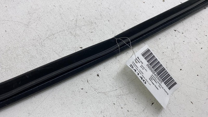 ⭕ 17-20 Maserati Levante Front Left Door Window Inner Weatherstrip Rubber Seal
