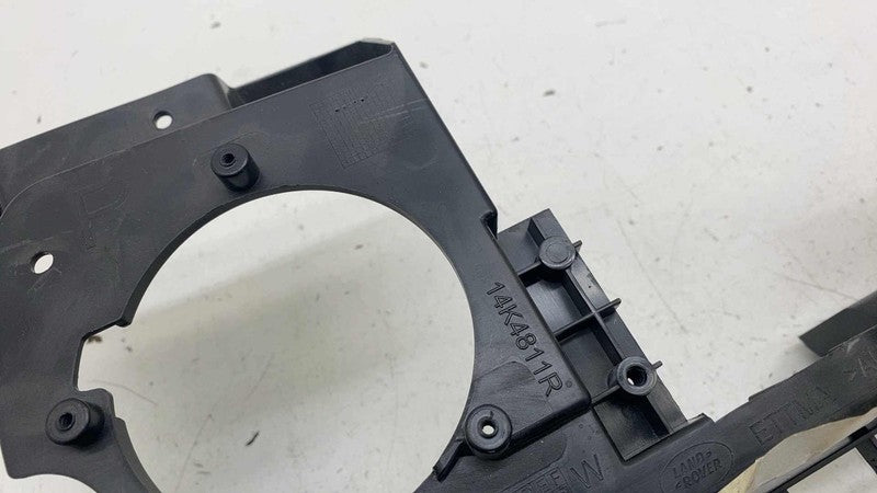 ⭕ 2014-2017 Range Rover Sport Rear Right Trunk Speaker Mount Bracket D