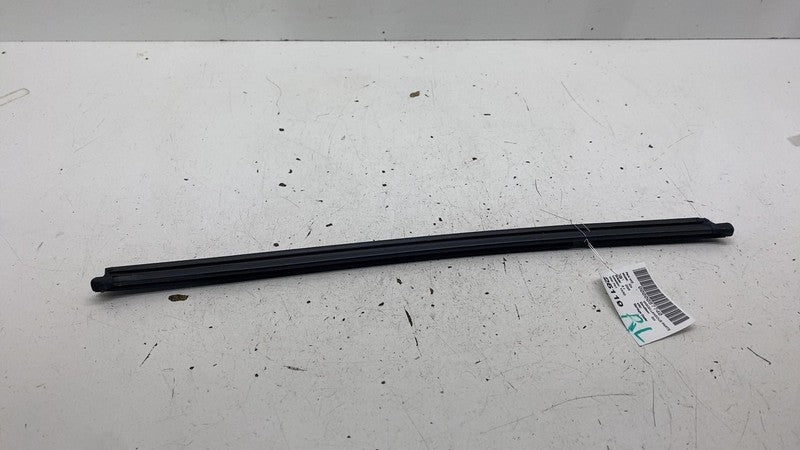 ⭕ 2021-2025 Volkswagen ID.4 Rear Left Door Window Belt Weatherstrip LH