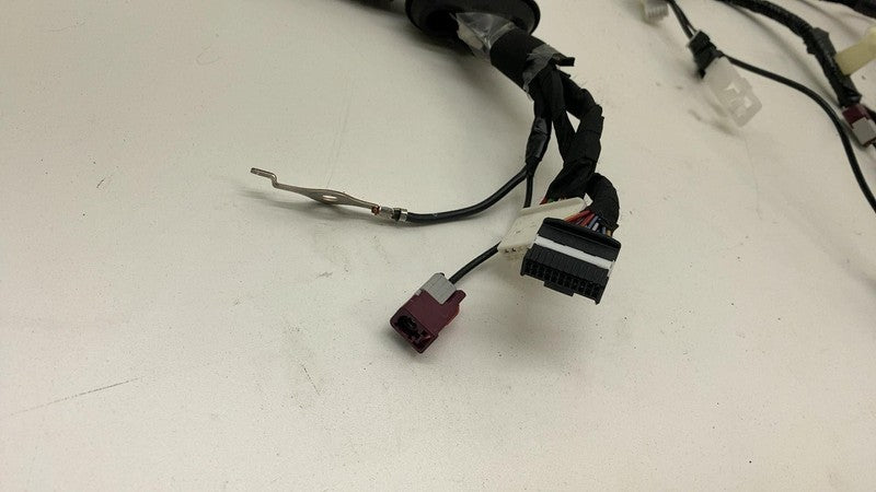 ⭕ 20-23 Model Y MY Rear Trunk Liftgate Harness w/ Antenna Amplifier 14