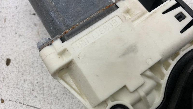 ⭕ 2022-2024 Rivian R1T R1S Front Left Door Window Motor & Regulator PT