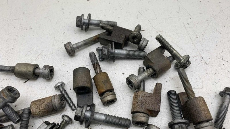 ⭕ 2014-2017 Land Rover Range Rover Sport Engine Motor Bolts Only