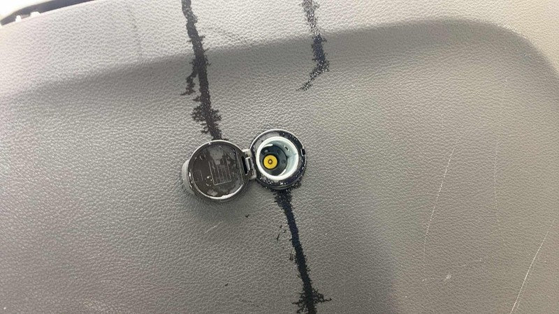 ⭕ 17-25 Chrysler Pacifica Rear Right Trunk Quarter Trim Cover Panel 5S