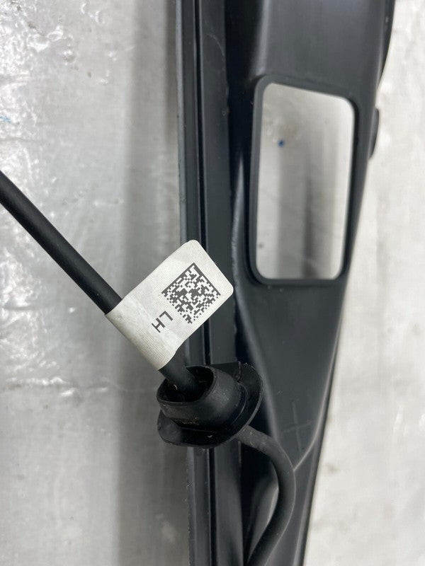 1005361 ⭕ 12-25 Model S Rear Left Tailgate Trunk Pinch Sensor Trim Molding LH 6007576-00