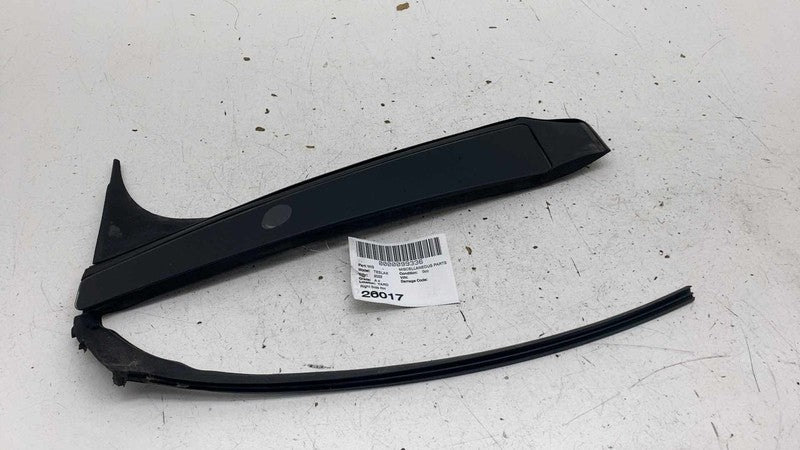 ⭕21-25 Tesla Model X Right B-Pillar Applique Trim Molding w/ Camera 16