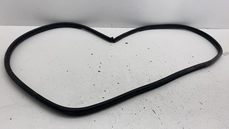 ⭕ 2023-2025 Toyota Prius Rear Right Side Door Body Weatherstrip Rubber