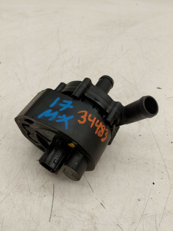 2016-2020 Tesla Model X MX Cooling System Auxiliary Coolant Water Pump Assembly