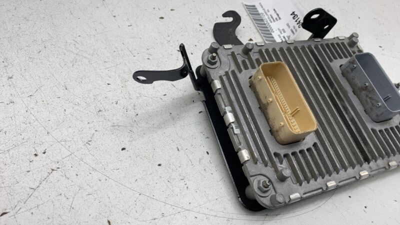 68526754AE ⭕ 2021-2024 Chrysler Pacifica Front Engine Motor DME Computer Module 68526754AE