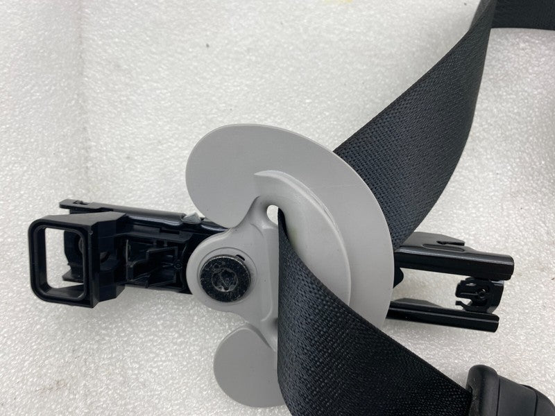 1081279 01 H ⭕ 2017-2023 Tesla Model 3 Front Side Seat Belt and Retractor Right 1081279-01-H