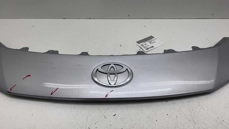 ⭕ 23-25 Toyota Prius Front Bumper Upper Center Grille Molding Cover Trim Silver