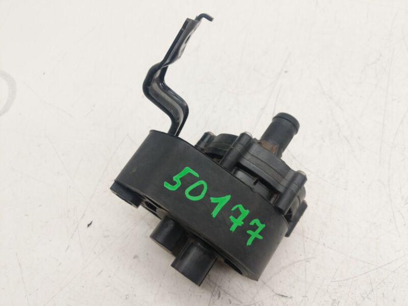 1057235 00 G 2016-2020 Tesla Model S MS Auxiliary Coolant Water Pump Assembly 1057235-00-G