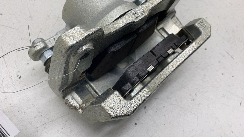 ⭕ 2020-2024 Toyota Prius Front Passenger Side Caliper w/ Brake Hose Line Right