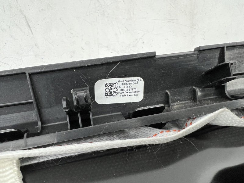 1077826-00-D ❇️17-23 Tesla Model Y 3 Right Knee Airbag Passenger Safety Module RH OEM 1077826