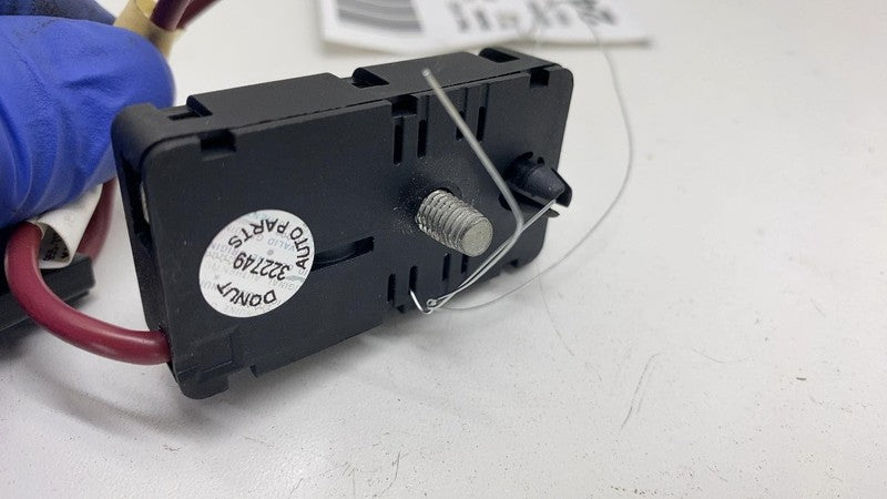 955 711 601 2017-2023 Tesla Model 3 Rear Right Side Radio Antenna Noise Filter Amplifier OEM