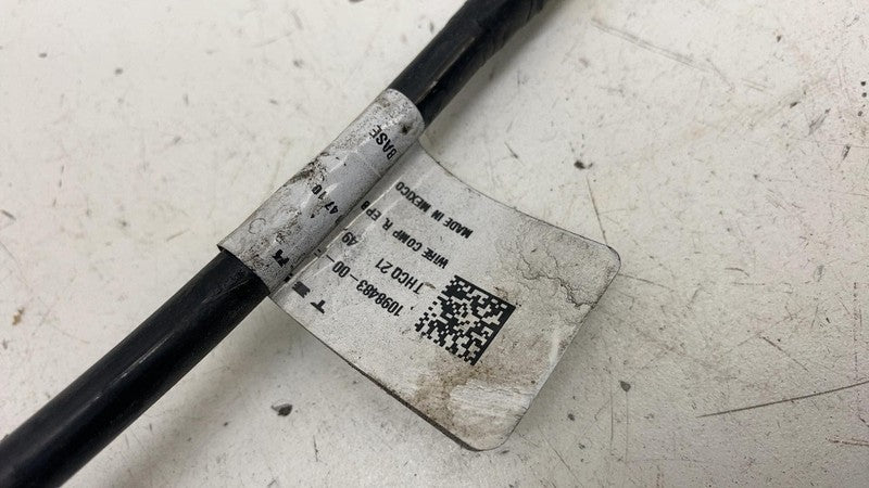 1098483-00-F ⭕ 2017-2025 Tesla Model 3 Y Rear Passenger Right Caliper w/ Brake Hose Line BASE