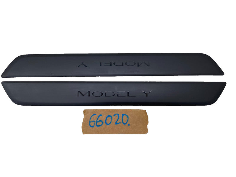149430100B ⭕ 20-24 Model Y Front Left & Right Door Sill Scuff Plate Cover Trim 1494301-00-B