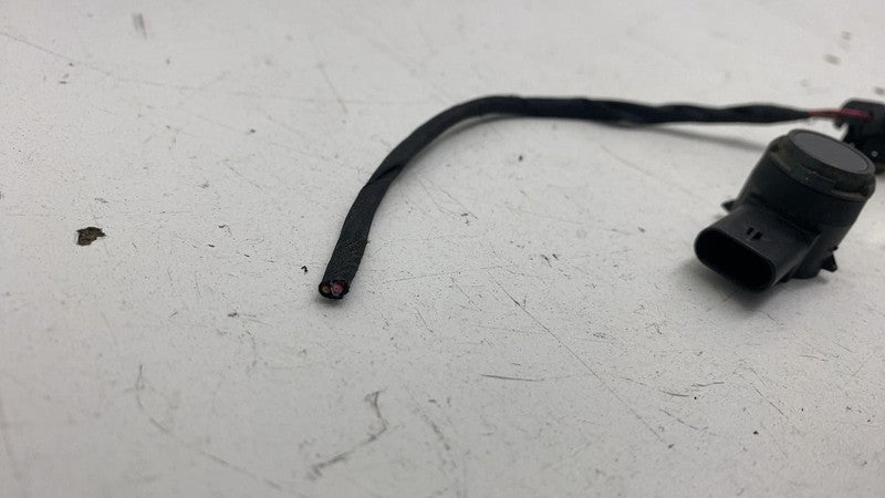 ⭕ 21-25 Model X Ultrasonic Park Assist Sensor (Middle) Gray - PMNG 252