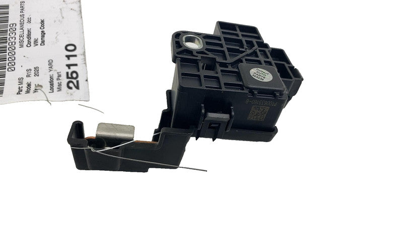 ⭕ 2025 Rivian R1S Battery Connector Terminal Connection Fuse Box PT006