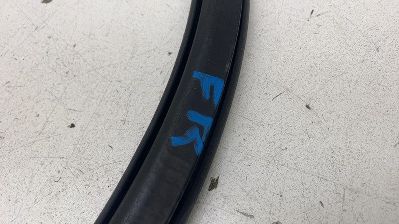 4KE831721 ⭕ 19-23 Audi E-Tron Quattro Front Right Body Weathership Rubber Seal 4KE831721