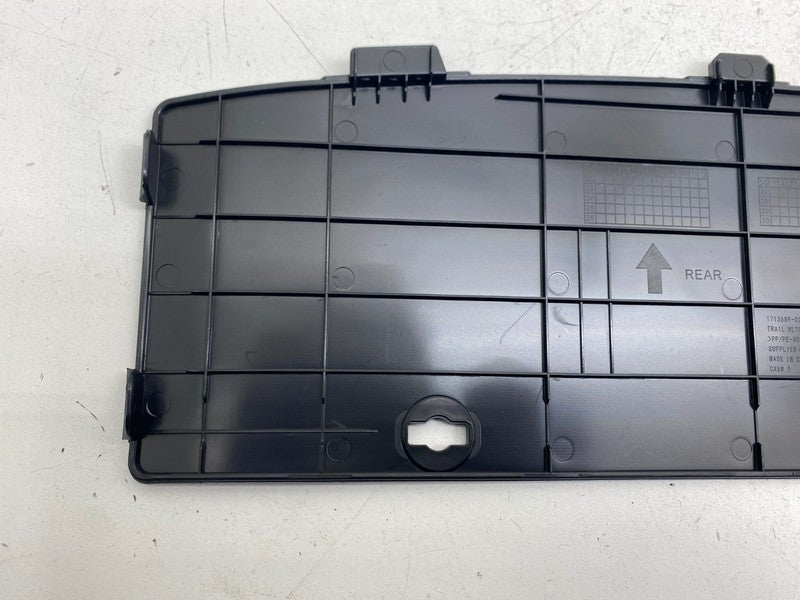 1713689 00 C ⭕ 2024-2026 Tesla Model 3 Rear Bumper Diffuser Trailer Hitch Cover 1713689-00-C