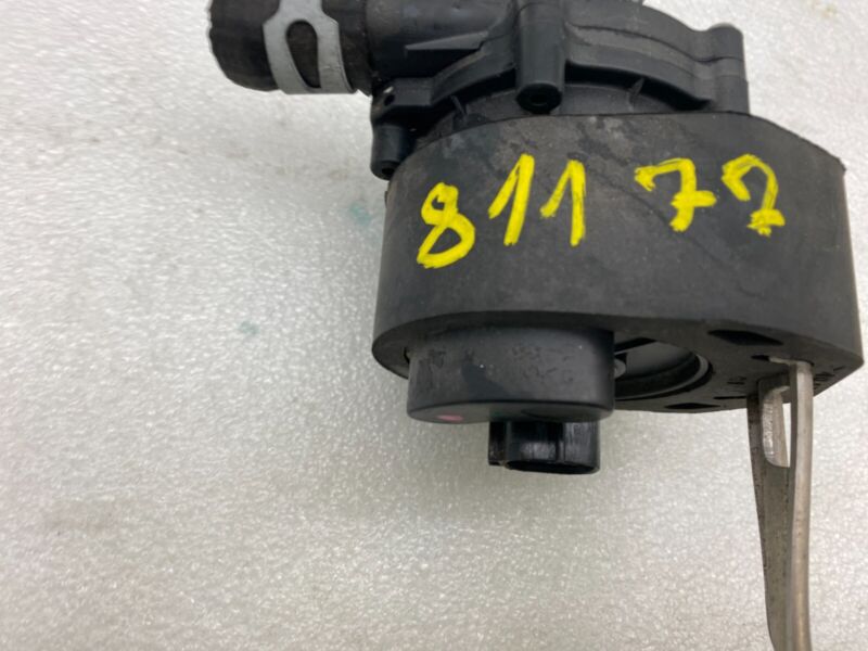 Does Not Apply 2016-2020 Tesla Model X MX Additional Coolant Auxiliary Water Pump with Bracket