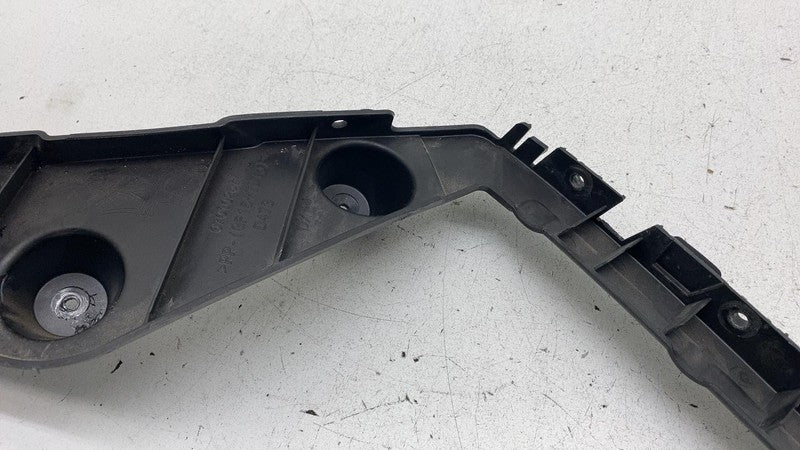 670102577 2017-2020 Maserati Levante Rear Passenger Bumper Support Mount Bracket Right RH