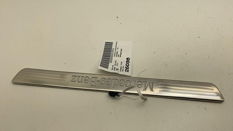 A2466805300 ⭕13-19 Mercedes-Benz B-Class W242 Front Left or Right Door Sill Trim A2466805300