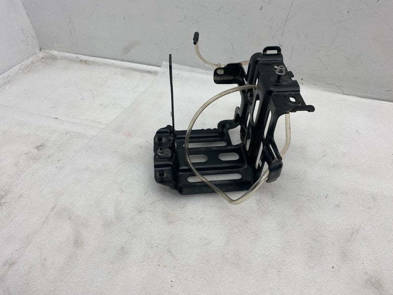 1119121-00-C ⭕ 17-23 Model 3 M3 12V Battery Tray Holder Bracket Support Tie Hook 1119121-00-C