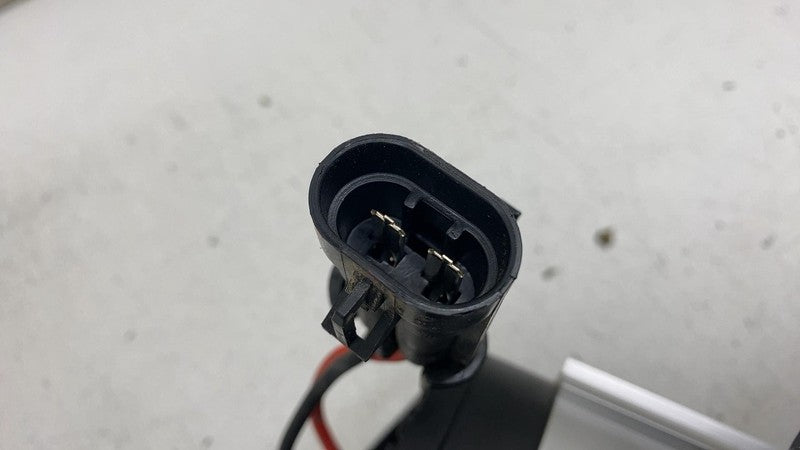 PT0005569301 ⭕ 2022-2024 Rivian R1T R1S Rear Air Ride Suspension Compressor OEM PT00055693-01