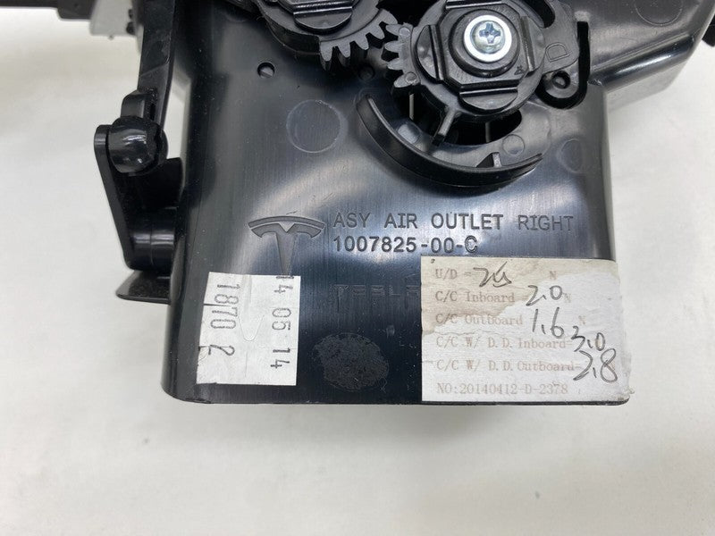 100451807F ⭕ 12-20 Model S Right Dash Instrument Panel + Air Vent Outlet Assy 1004518-07-F