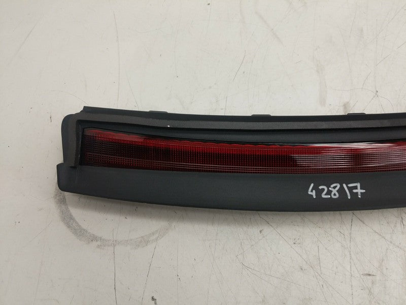 1077405 00 E ⭕ 2017-2022 Tesla Model 3 Rear Package Tray Lamp Inner 3rd Brake Stop Light Assy