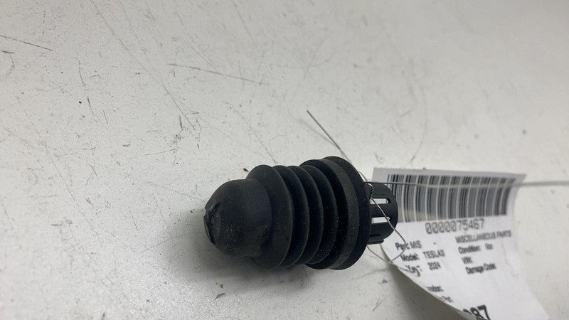 ⭕ 24-25 Tesla Model 3 Rear Liftgate Trunk Decklid Spring Bumper Buffer Stopper