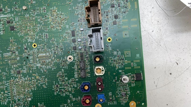 ⭕ 12-20 Tesla Model S Media Control Unit Motherboard Electronics 10554