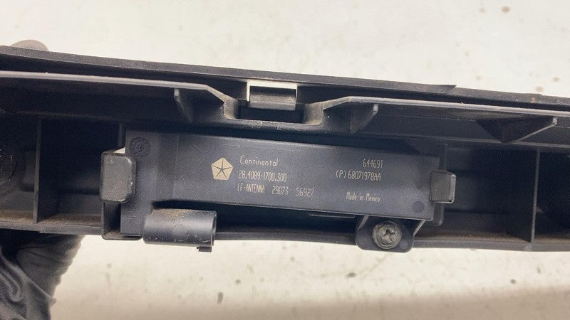 670032729 ⭕2017-2022 Maserati Levante Rear Bumper Center Mount Support Bracket 670032729
