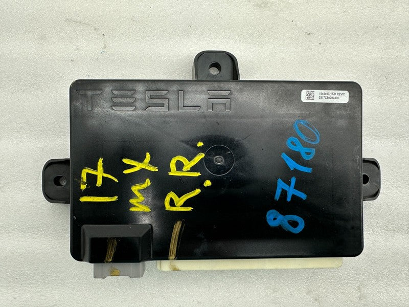 104549010D ⭕ 2016-2020 Tesla Model X Rear Right Door Control Module Unit TSTD 1045490-10-D