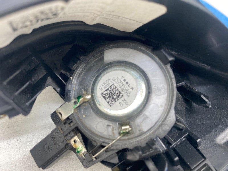 ⭕ 2017-2023 Tesla Model 3 Front Left Audio Tweeter & Speaker Cover 109