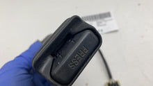 ⭕ 12-20 Model S Front Passenger Side 1st Row Seatbelt Buckle Right 1005991-05-H