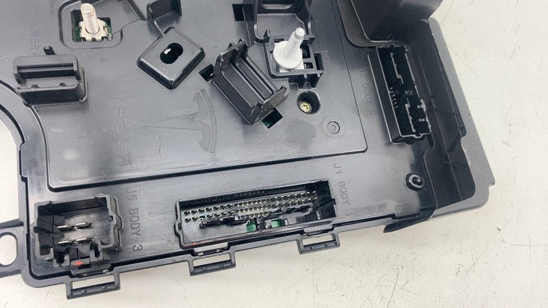 ⭕ 2017-2020 Tesla Model 3 Right Low Voltage Controller Electronic Cont