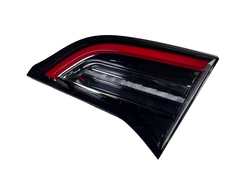 ⭕ 2020-2024 Model Y Rear Right Inner Taillight LED Tail Lamp 4-Pin 150