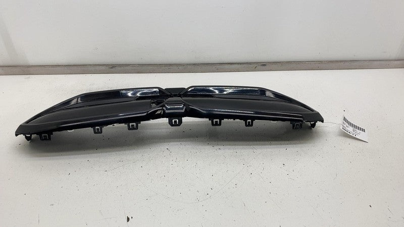 ⭕2024 2025 BMW 5-Series I5 M5 M60 Front Bumper Center Upper Grille 511
