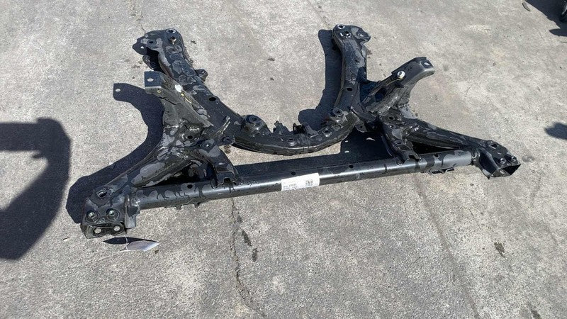 ⭕ 20-24 Model Y Front Subframe Crossmember Cradle w/ Stabilizer Bar 10