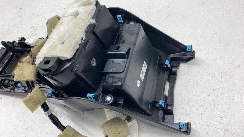 92121 SJ890 2019-2021 Subaru Forester Front Center Console w/ Cup Holder & Switch Cover Assy